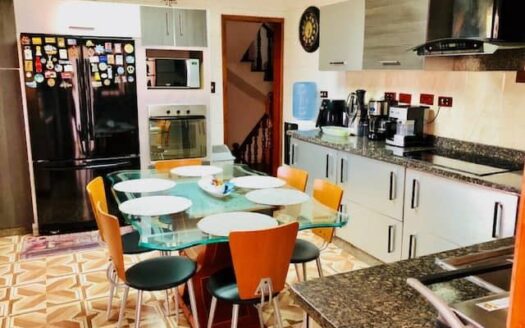 Casa Quinta en Colinas de Santa Monica, Ruta 2