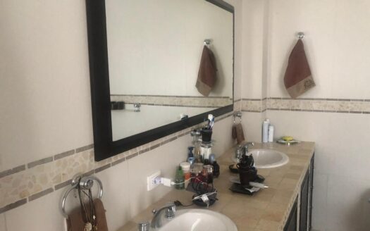 Towhouse en Urbanización La Boyera, El Hatillo