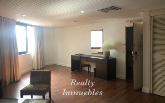 Hospedaje Estadía Larga Suite Corporative Triple CCT, Av La Estancia, Chacao