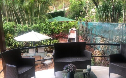 Towhouse en Urbanización La Boyera, El Hatillo