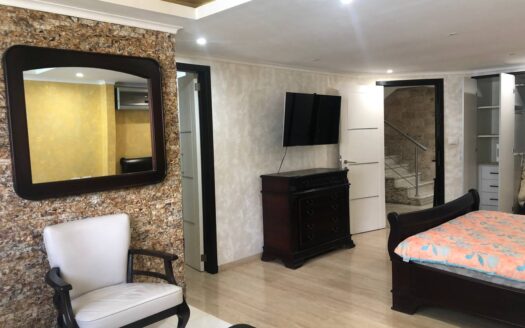 Apartamento en Altamira, Avenida Luis Roche, Municipio Chacao, Estado Miranda