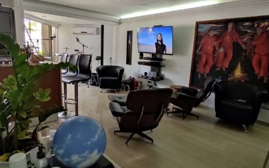 Apartamento Duplex en Los Palos Grandes, Municipio Chacao, Estado Miranda