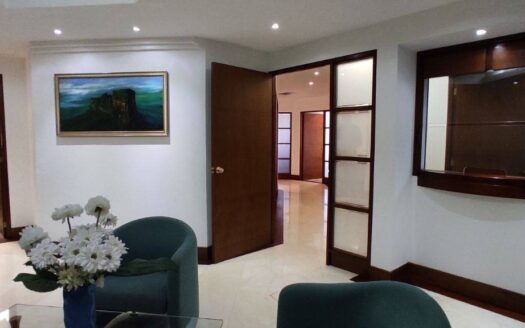 EN VENTA Oficina en La Castellana, Torre BanCaracas, Municipio Chacao, Estado Miranda