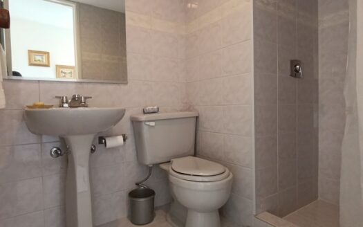 EN VENTA Apartamento en Los Naranjos del Cafetal, Municipio El Hatillo, Edo Miranda, Residencia tipo Club